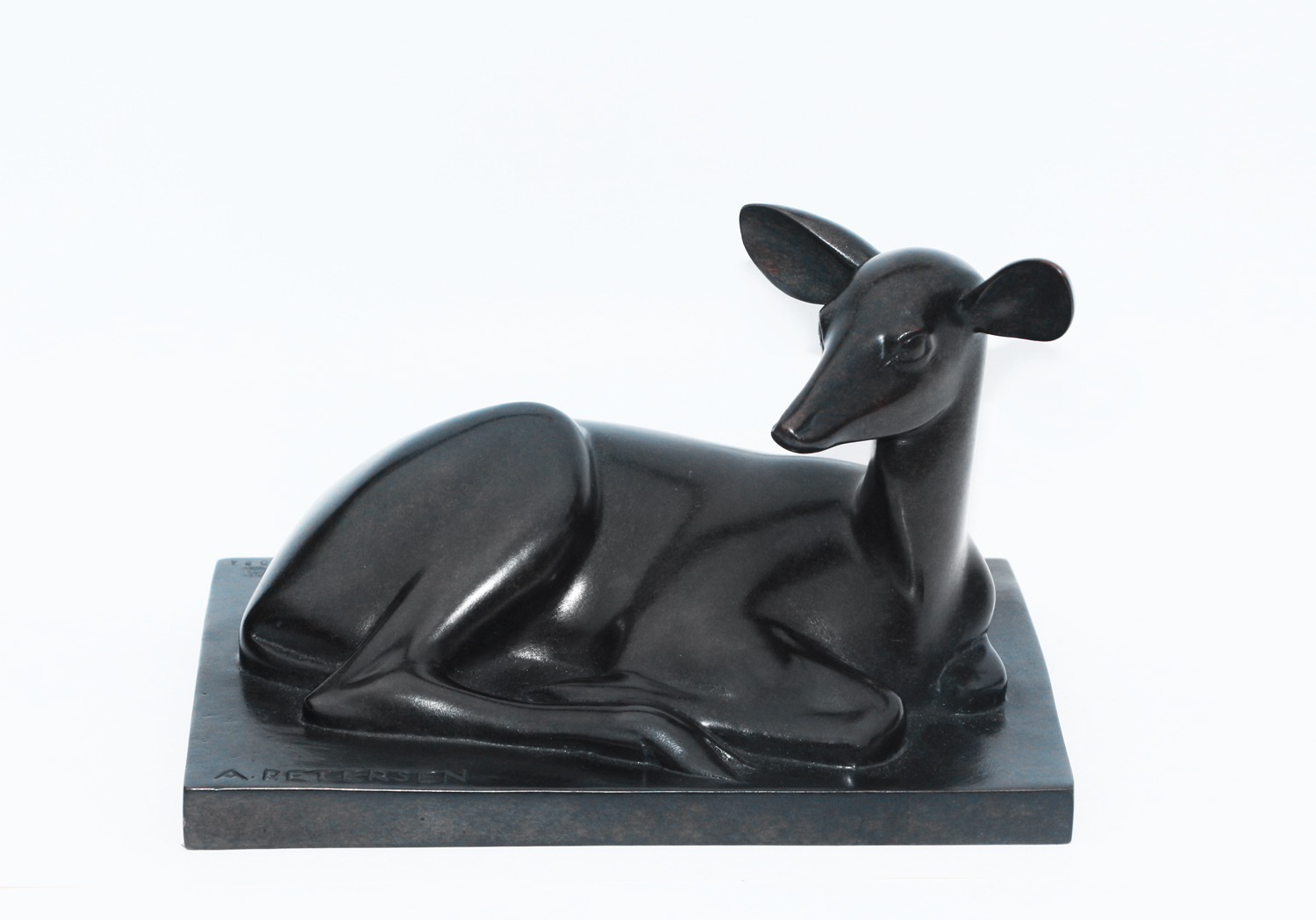 ANTILOPE couchee sans cornes - petite taille - Cliquez sur l'image pour la fermer